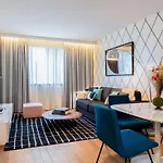 Novotel 17 Hotel 4*
