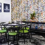 Novotel 17 מלון 4*
