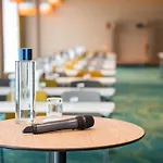 מלון Novotel 17 4*