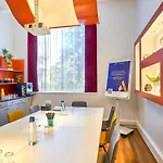 Novotel 17 מלון 4*