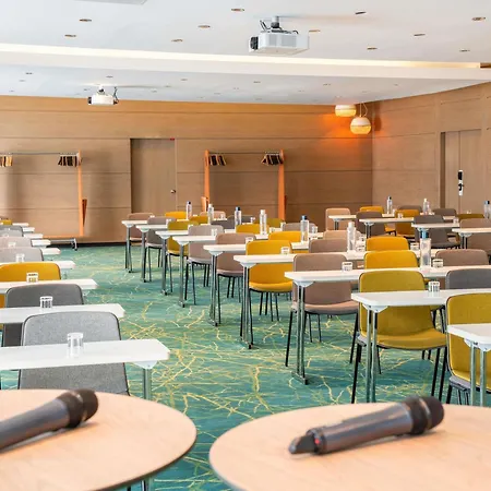 巴黎17区诺富特酒店 4* 巴黎