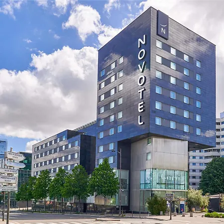 Novotel 17 Hotel 4*