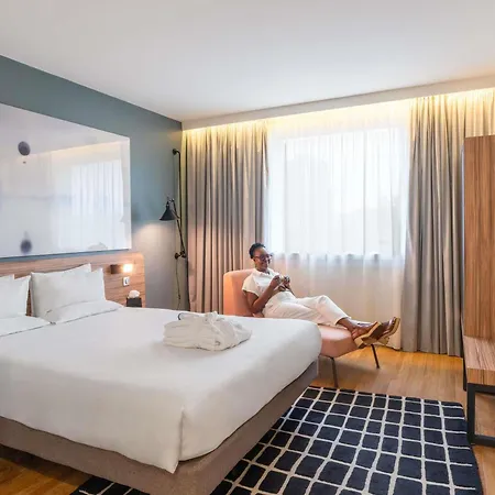 Hotel Novotel 17 4*