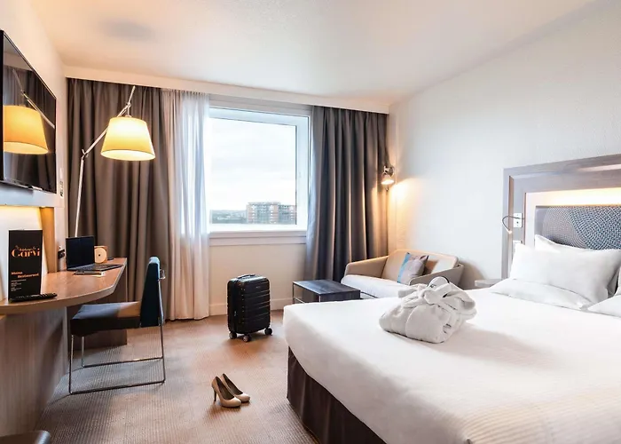 Novotel 17 Hotel 4*