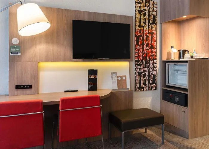 Novotel 17 4*