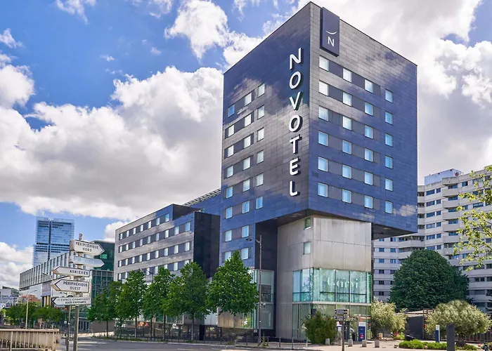 Novotel 17 Hotel