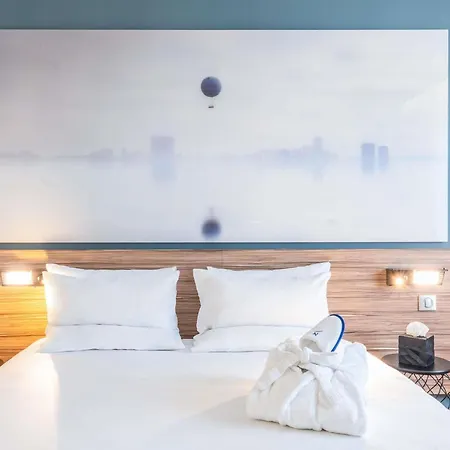 Novotel 17 Отель Париж
