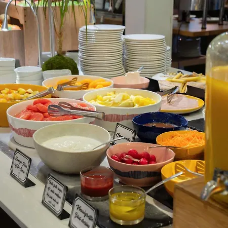 Отель Novotel 17 Париж