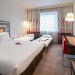 Ξενοδοχείο Novotel 17 4*